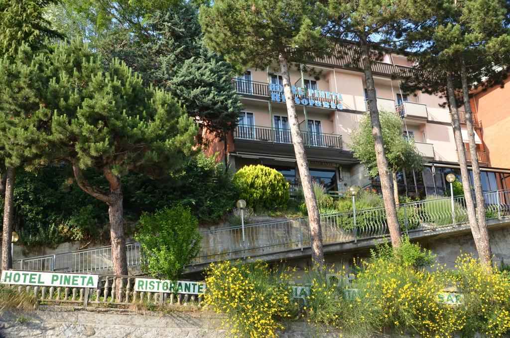 Hotel Pineta Loiano エクステリア 写真